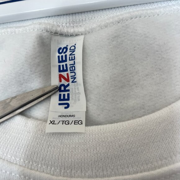 Jerzees Size XL Taylor Swift Kansas City Chiefs Kelce Long Sleeve Embroidered - Picture 7 of 8